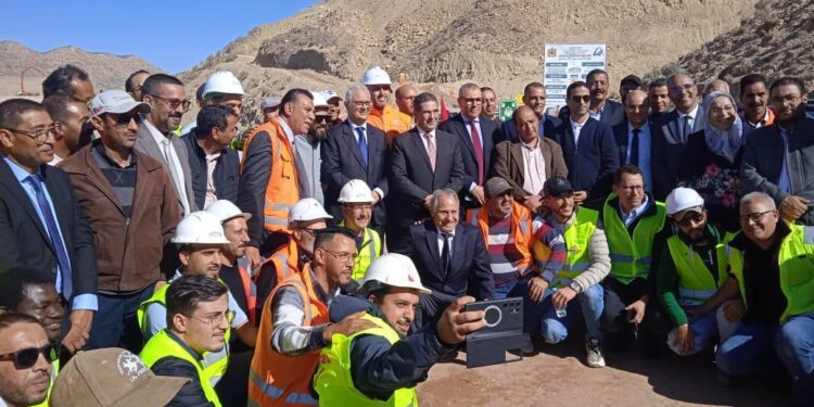 وزير التجهيز والماء يتفقد أشغال مشروع بناء سد التامري