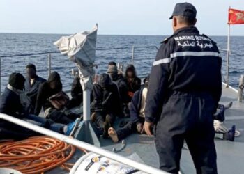 طانطان.. البحرية الملكية تقدم المساعدة لـ 41 مرشحا للهجرة غير النظامية من إفريقيا جنوب الصحراء