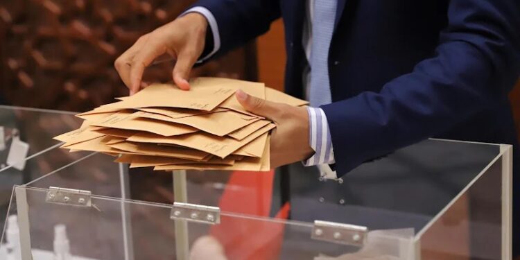 القضاء يجرد عضوة من مجلس أيت ملول وسط جدل سياسي حول انتخابات “التضامن السوسية”