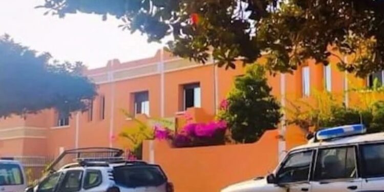 توقيف شخصين بأيت عميرة وحجز 40 كلغ من الكيف ونصف كلغ من الشيرا بفضل تدخل المركز القضائي للدرك الملكي