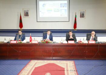 الوالي أمزازي يترأس اجتماع المجلس الإداري للشركة الجهوية متعددة الخدمات سوس ماسة