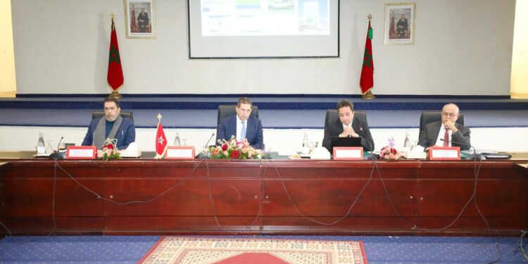 الوالي أمزازي يترأس اجتماع المجلس الإداري للشركة الجهوية متعددة الخدمات سوس ماسة