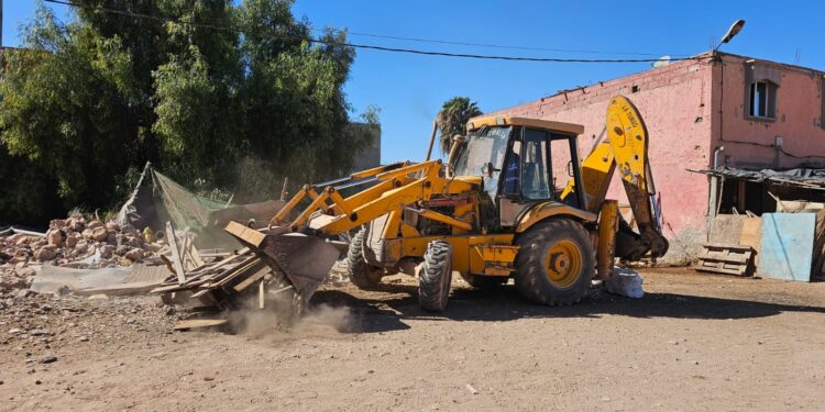 ايت ملول:تحت إشراف قائد الملحقة الأولى..حملة ميدانية لتعزيز النظافة وتحرير الملك العمومي