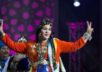 القضاء ينصف الفنانة فاطمة تبعمرانت في قضية انتهاك حقوق الملكية الفكرية