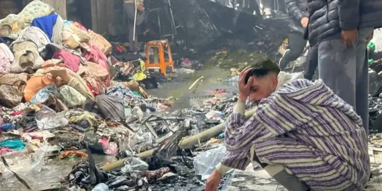 توقيف مشتبه فيهم بسرقة متضرري حريق سوق بني مكادة بطنجة