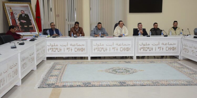 لقاء تواصلي بجماعة آيت ملول لمناقشة مشروع بناء مسجد سوق أركانة