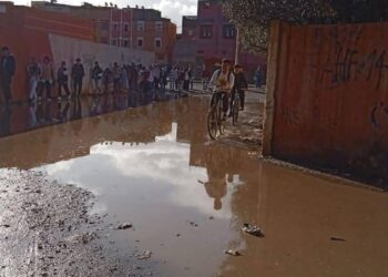 أيت ملول: غياب البنية التحتية يغرق محيط ثانوية الصفاء في الفوضى