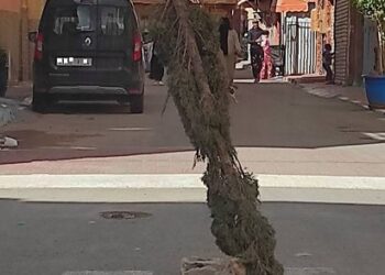 أيت ملول: حلول عشوائية للتعامل مع طرق محفوفة بالمخاطر