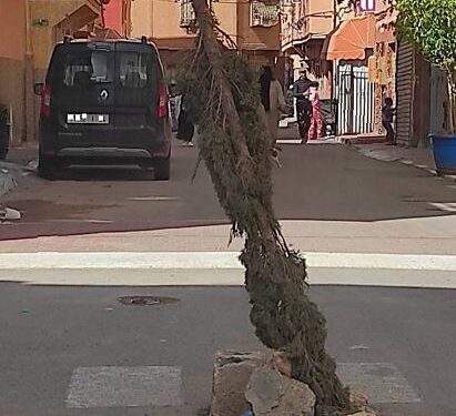 أيت ملول: حلول عشوائية للتعامل مع طرق محفوفة بالمخاطر