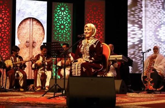 نورة الولتيتي تتألق في سهرة رمضانية للأمداح بمسقط رأسها بالرباط.