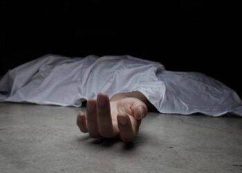 شاب ينهي حياته بآلة حادة في بيوكرى والسلطات تحقق في الحادث