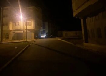 جمعيات بحي المزار – قصبة الطاهر تحتج على تأخر تنفيذ اتفاق الإنارة