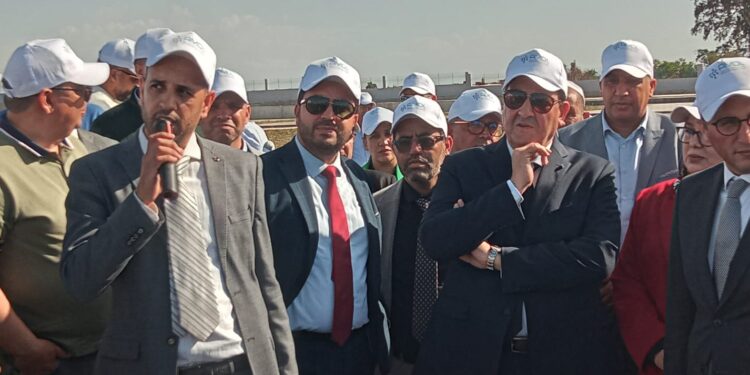 الوزير قيوح يزور مشروع المنطقة اللوجيستيكية بالقليعة ويؤكد: سوس ماسة تتحول إلى قطب اقتصادي وطني