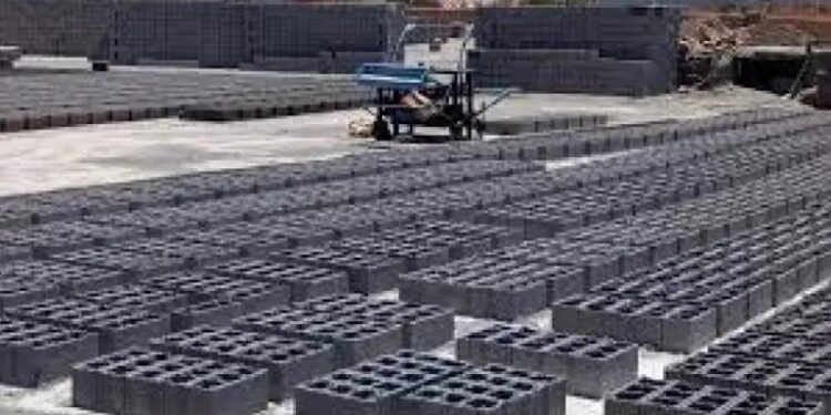 تعليمات صارمة لرجال السلطة لمداهمة مستودعات بيع مواد البناء “العشوائية”