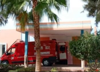 مشهد مؤثر في بيوكرى: وفاة رجل وسط مقهى رغم جهود الإنقاذ السريعة