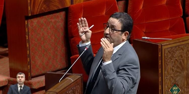 قيوح: منع الشاحنات الثقيلة من دخول المدن يفرض حلولًا لوجستيكية بديلة “فيديو”