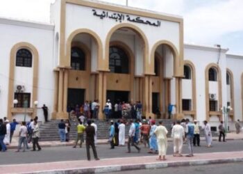 بتعليمات من وكيل الملك بالمحكمة الإبتدائية بانزكان.. الأمن يوقف شخصًا متورطًا في النصب على أسر المعتقلين