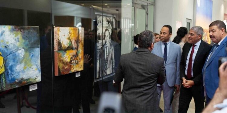 إقبال لافت على المعرض الفني لرجال الأمن بمطار محمد الخامس