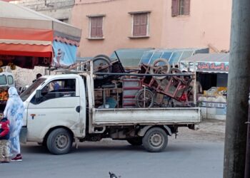 الباعة المتجولون: جدل برلماني وصراع رؤى… وأين الحلول المنصفة؟