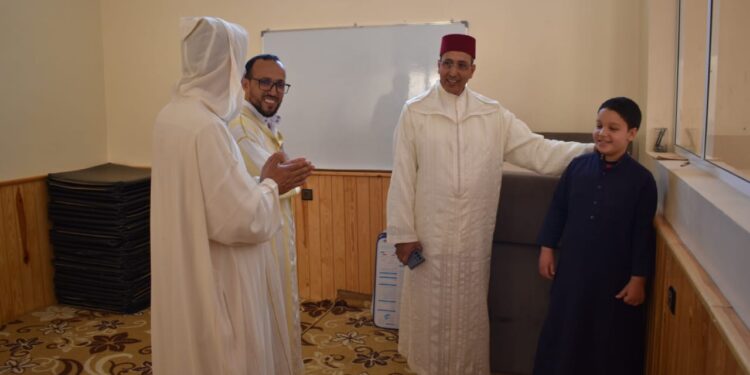 اشتوكة أيت باها مباشرة بعد حفل التنصيب، واستحضارا لأدوارها الدينية والوطنية، العامل الجديد يقوم بزيارة لزاويتي تنالت وتعلات