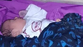 إنزكان: العثور على رضيع حديث الولادة متروك بجوار مصحة.. مشهد يهز المدينة