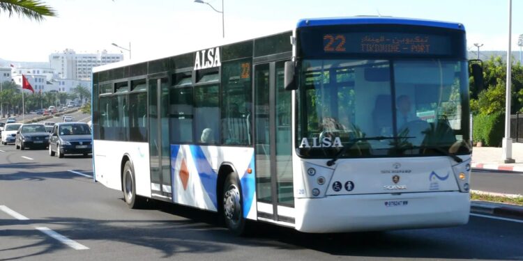 من أولاد تايمة إلى إنزكان.. رحلة تحولت إلى كابوس بسبب اعتداء على حافلة ألزا