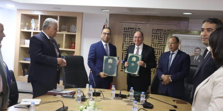 التوقيع على اتفاقية شراكة بين مؤسسة محمد السادس للأعمال الاجتماعية لموظفي الأمن الوطني ووكالة الإنعاش والتنمية الاقتصادية والاجتماعية في أقاليم الجنوب بالمملكة