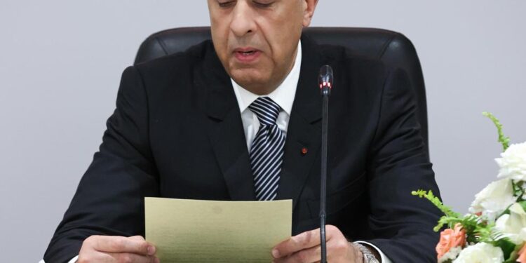 القنيطرة: حموشي يوشّح 353 شرطية وشرطيا بأوسمة ملكية سامية