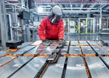 البطاريات الكهربائية بالمغرب…تفاصيل أول مصنع عملاق في أفريقيا