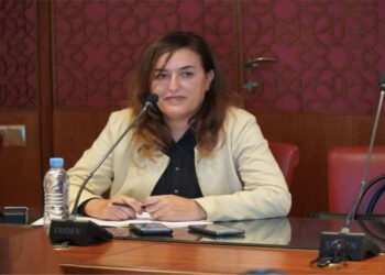 النائبة النزهة أبكريم تدق ناقوس الخطر حول الوضع الصحي بحي المزار في آيت ملول