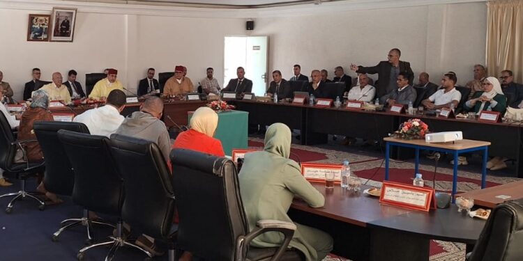 بيوكرى في قلب التنمية: عامل الإقليم يبحث الأوراش الكبرى مع المجلس الجماعي.