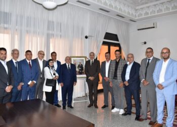 لقاء تواصلي هام بين عامل إقليم اشتوكة آيت باها ومكتب غرفة التجارة والصناعة والخدمات