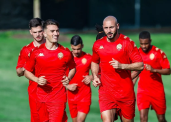 الوداد في مواجهة مانشستر سيتي: بنهاشم يعد بمباراة قتالية في أقوى ملاحم المونديال