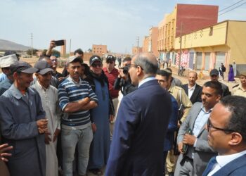 عامل اشتوكة آيت باها في آيت ميلك: لغة القلب تقرب المسؤول من الساكنة