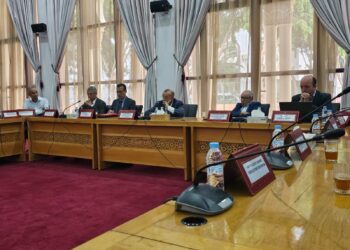 إنزكان آيت ملول تحتضن اجتماعًا هامًا حول إطلاق منصة رقمية دولية لتسويق المنتجات الفلاحية والغذائية