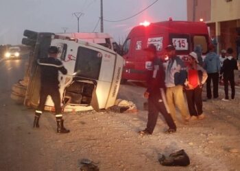 19 مصابًا في حادثة سير مروعة ببيوكرى: دعوات لتنظيم نقل العمال الزراعيين بإقليم اشتوكة أيت باها