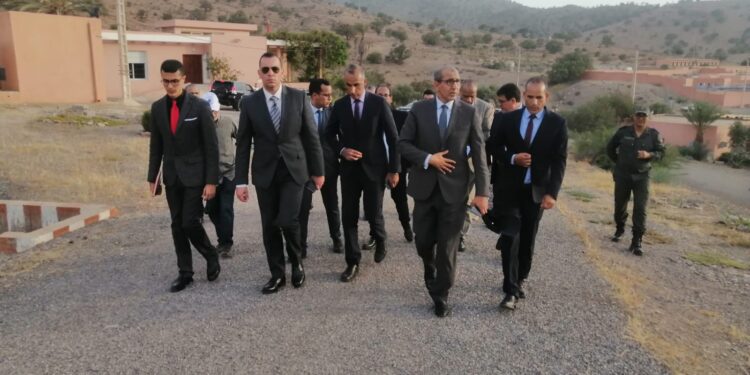 عامل إقليم اشتوكة آيت باها يتفقد سد أهل سوس ويؤكد على ضرورة إيجاد حلول عاجلة لأزمة الماء