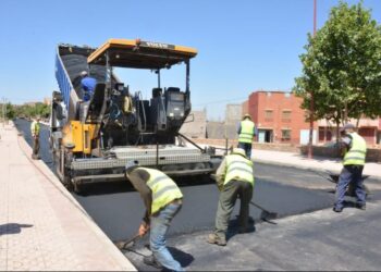 ورش البنية التحتية.. إنعاش انتخابي أم وعي تنموي متأخر؟