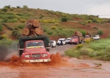 نشرة إنذارية..طقس حار وزخات رعدية مصحوبة بالبرد بعدد من مناطق المملكة