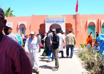 زيارة عامل إقليم اشتوكة آيت باها لجماعة بلفاع تكشف ارتباكًا إداريًا ومحاولات للتستر على الخصاص