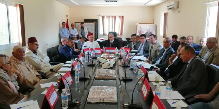 عامل إقليم اشتوكة آيت باها يدعو إلى استثمار المؤهلات السياحية لجماعة تاركانتوشكا