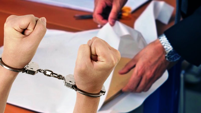 ما هو الحل القانوني إذا تأكد أن الأجير اشتغل بشواهد مزورة ؟