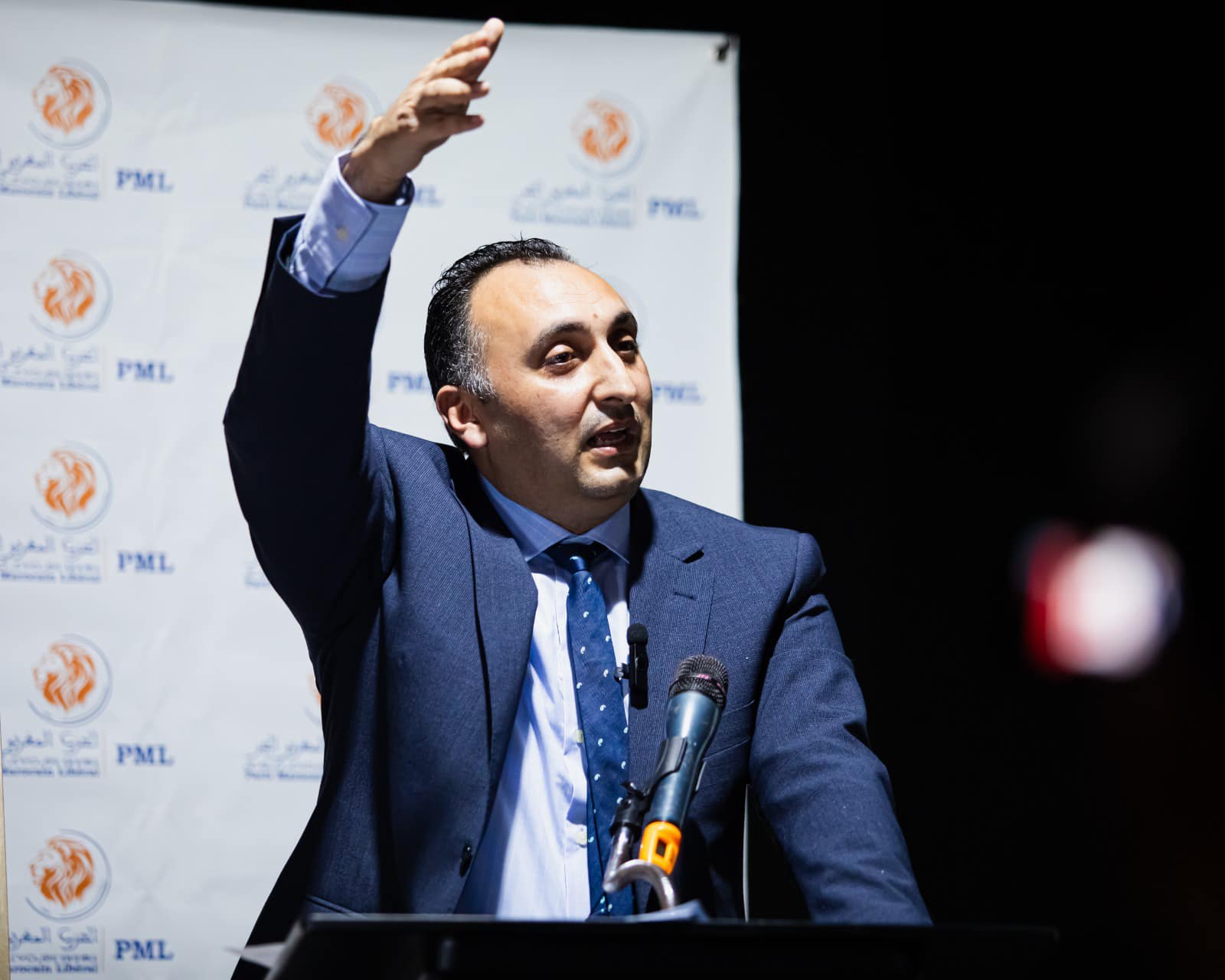 الحزب المغربي الحر يستنكر الحملات المغرضة ضد مؤسسات الدولة ويدعو لتعزيز التعبئة الوطنية