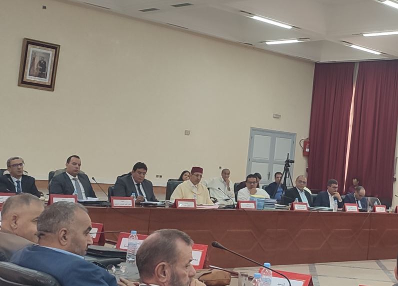 العامل الصبتي يترأس اجتماعًا موسعًا حول إعداد المخطط الإقليمي للتنمية الترابية باشتوكة آيت باها