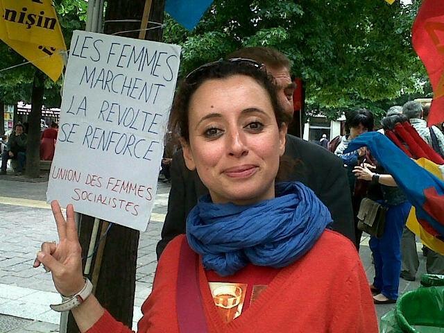 محكمة الرباط تبتّ في قضية ابتسام لشكر بتهمة الإساءة للذات الإلهية