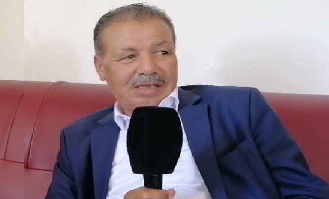 كرسي فاخر يثير الجدل في سيدي بوسحاب: أولوية أم تبذير للمال العام؟