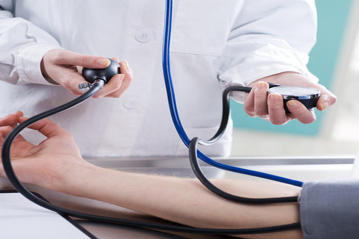 وزارة الصحة تباشر مساطر إدارية في حق أطباء لم يلتحقوا بمقرات عملهم