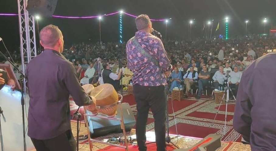 مهرجانات الفقر: عندما تلمع الوجوه وتغرق اشتوكة في الظلام