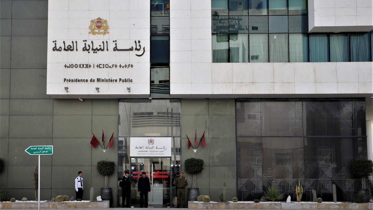النيابة العامة بالرباط تفنّد مزاعم الإساءة لقاصر وتؤكد تغليب مصلحته الفضلى