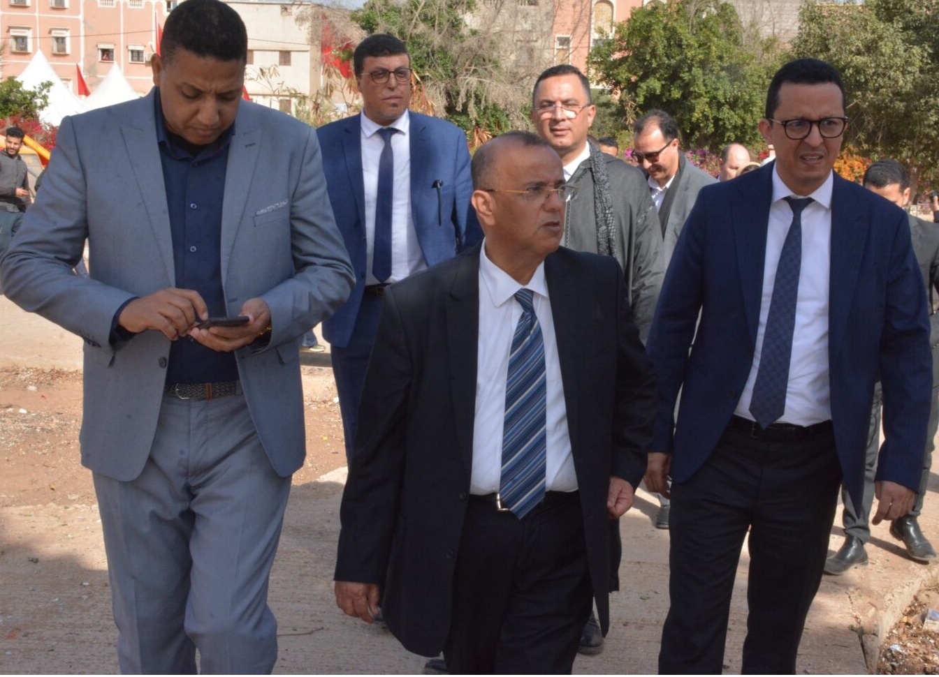 أزمة التعمير في أيت ملول: تساؤلات حول صلاحيات الرئيس ونوايا المسؤولين